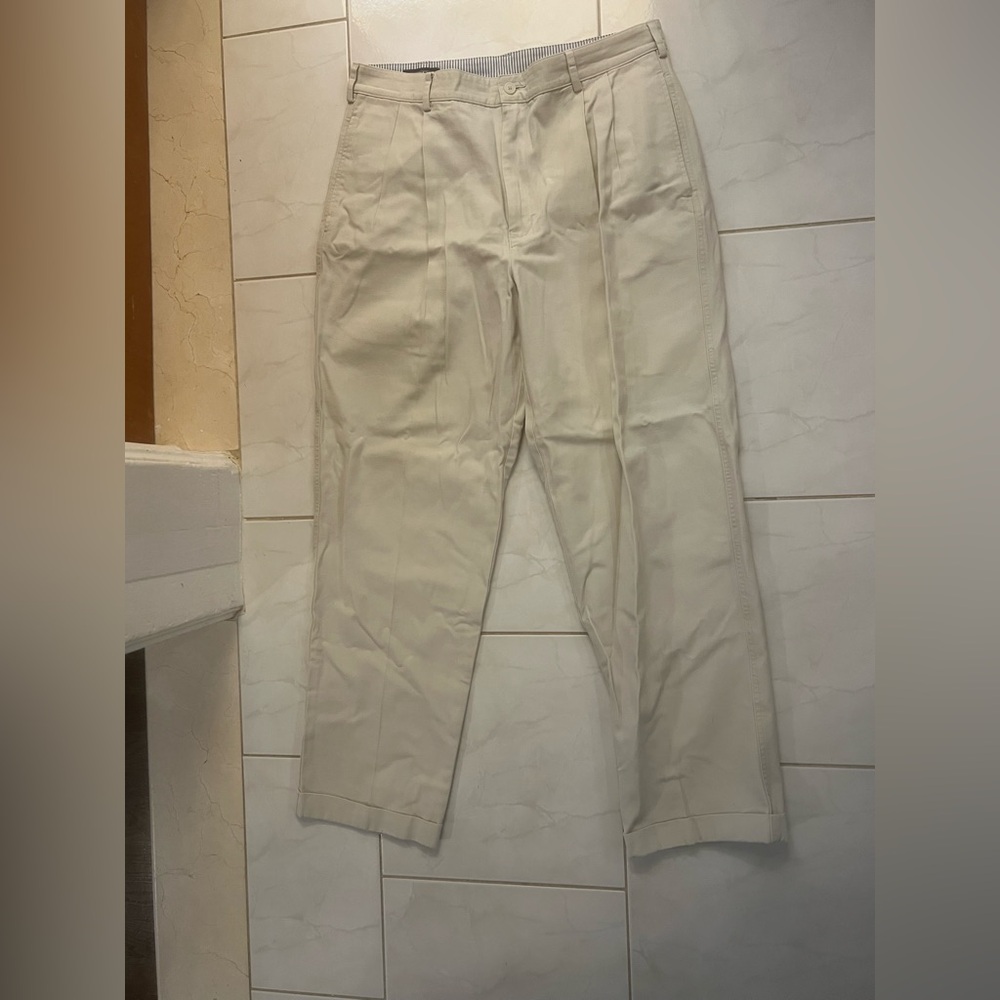 Lands' End Men's Stone Color Front Pleated Cuffed Leg Pants